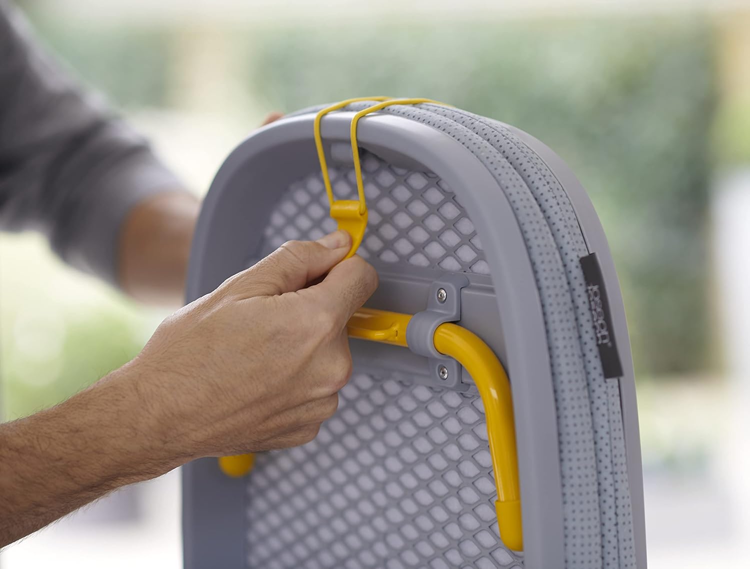 Tábua de Passar Dobrável Portatil